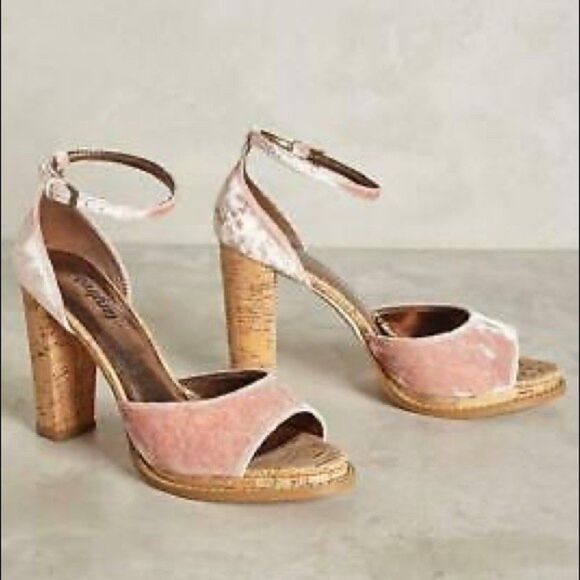 NWOT Crushed Velvet Shoes by Anthropologie Farylrobin size 7 - Picture 6 of 7